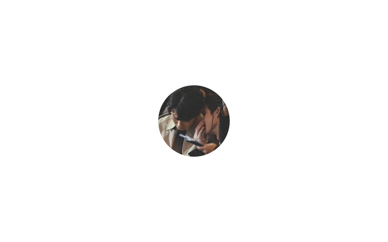 Carrd profile picture for @teh